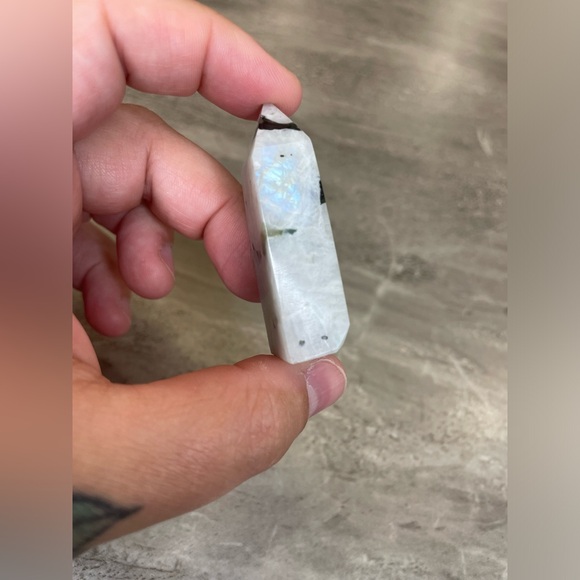 Moonstone Point Tower - Picture 3 of 4